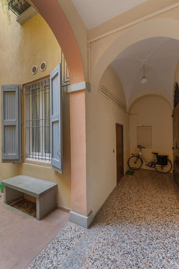 شقة New Loft In The Heart Of Bologna 3 المظهر الخارجي الصورة